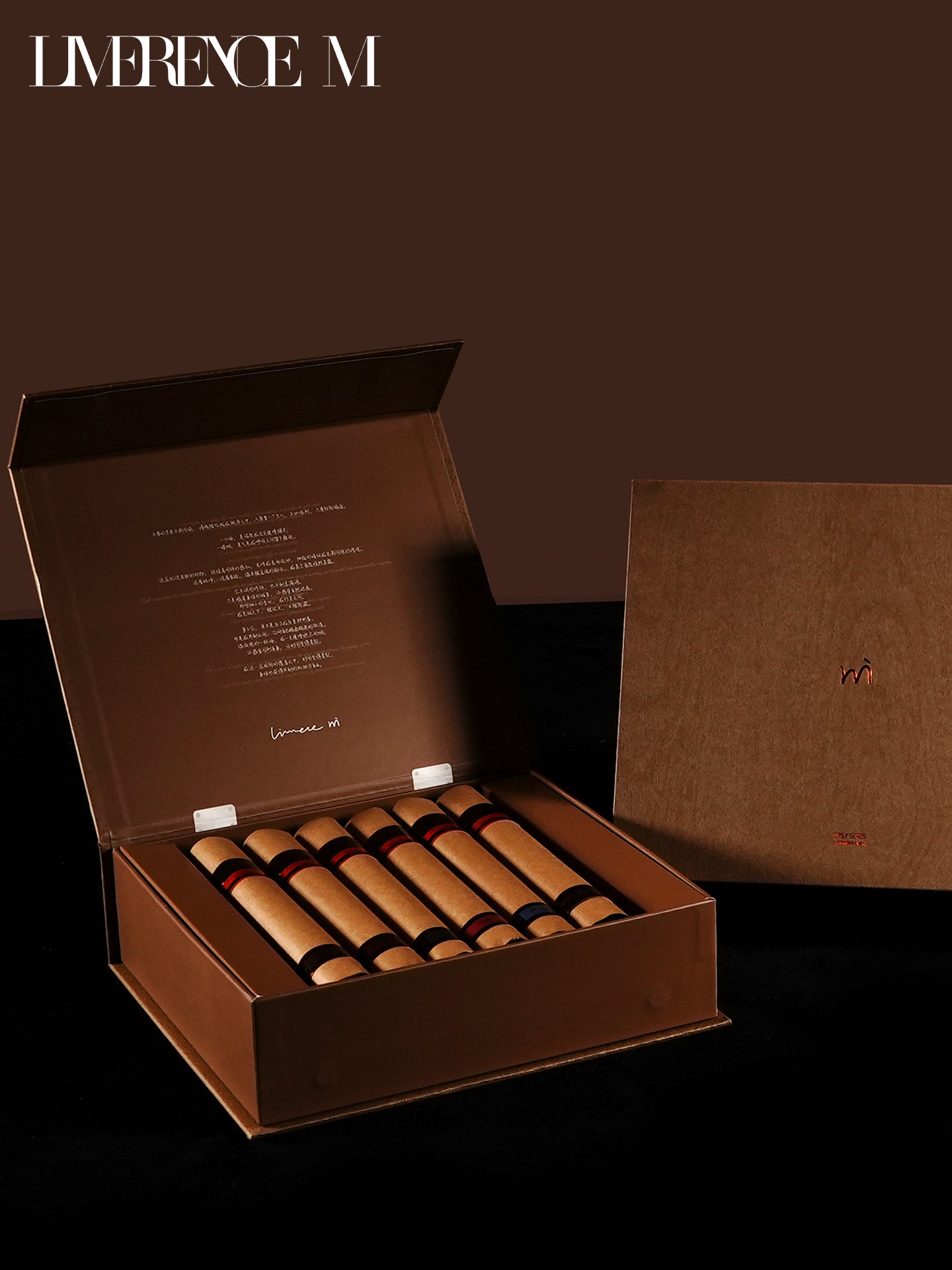 「Tipsy」ほろ酔いギフトボックス ウイスキー＆シガー香る シームレスストッキング4足＋ミドル丈ソックス6足 レースポーチ付き